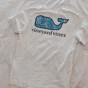 White Vineyard Vines short sleeve tee